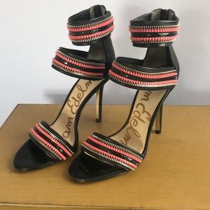 Sam Edelman zipper accent stilettos- like new